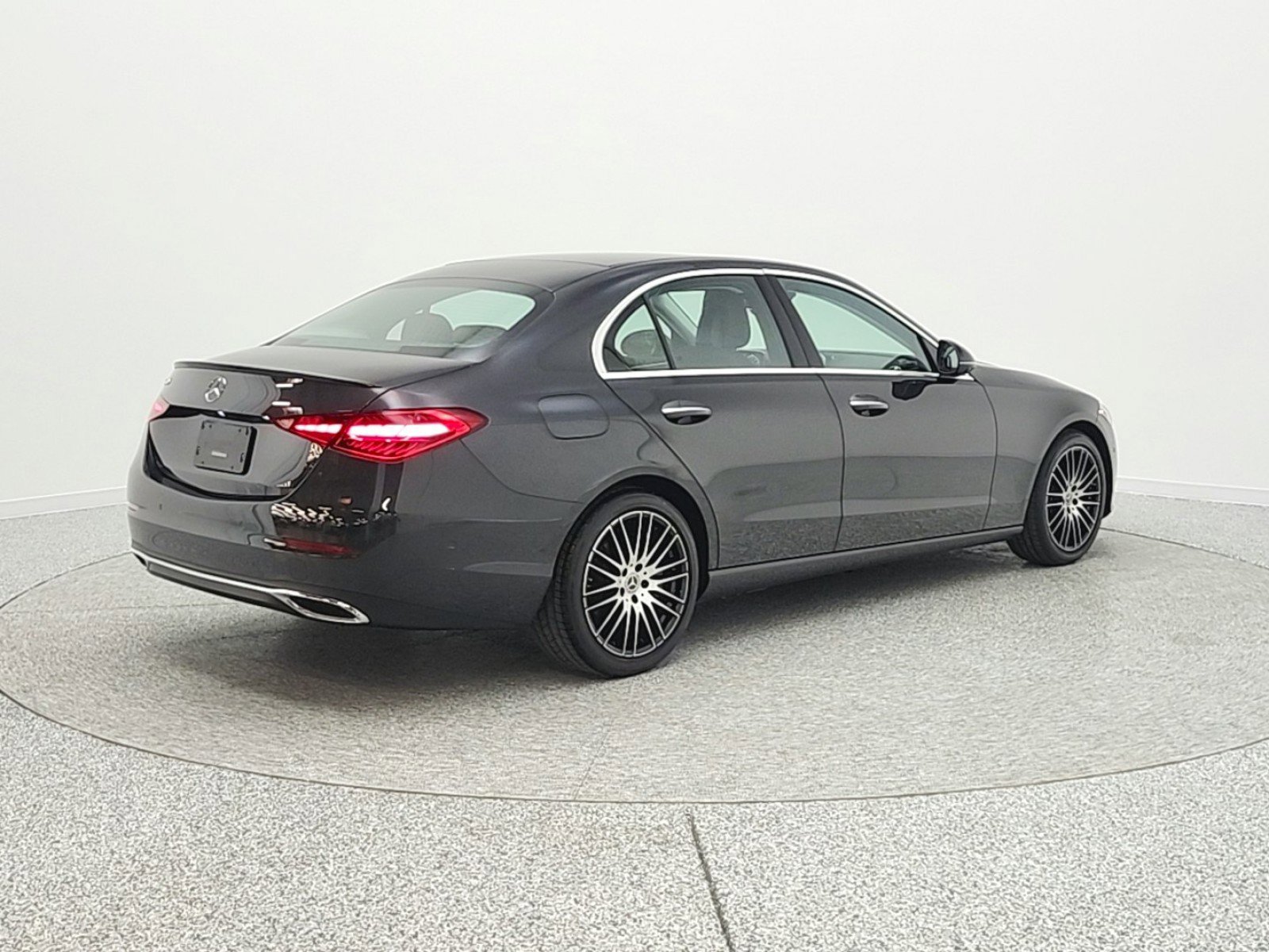 Used 2023 Mercedes-Benz C 300 Sedan image 5