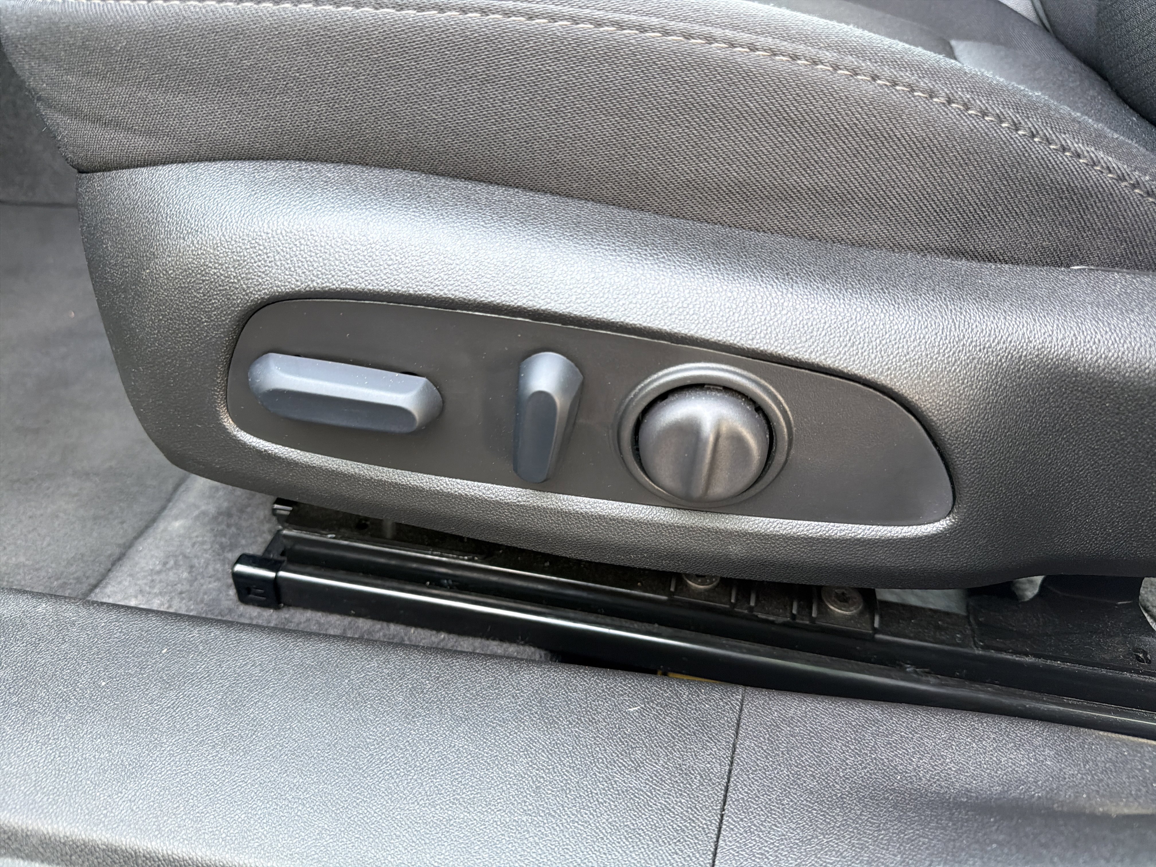 Used 2024 Chevrolet Malibu LT FWD image 8