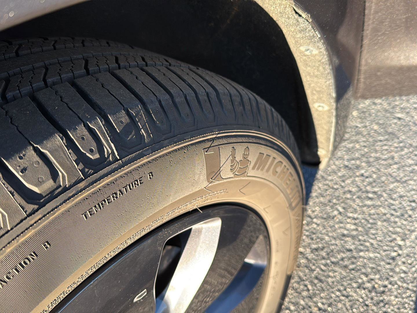 Used 2020 Chrysler Pacifica Touring-L w/ S Appearance Package image 35