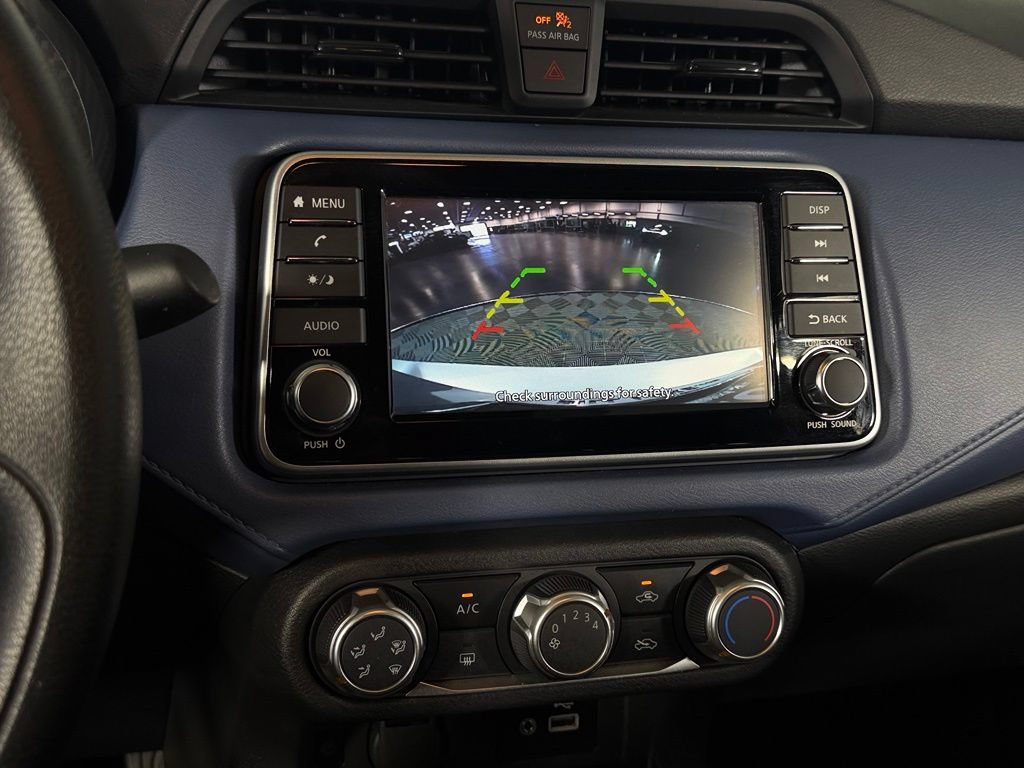 Used 2025 Nissan Versa SV FWD image 18