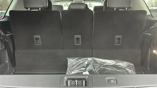 New 2025 Ford Expedition Active image 32