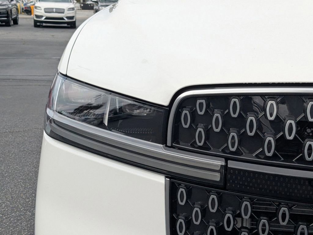New 2025 Lincoln Navigator L Reserve image 10