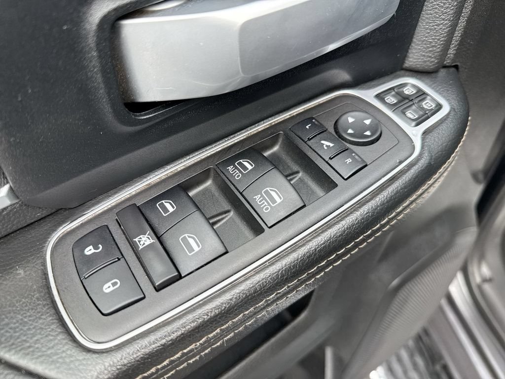 Used 2024 RAM 3500 Big Horn w/ Level 2 Equipment Group AWD/4WD image 13