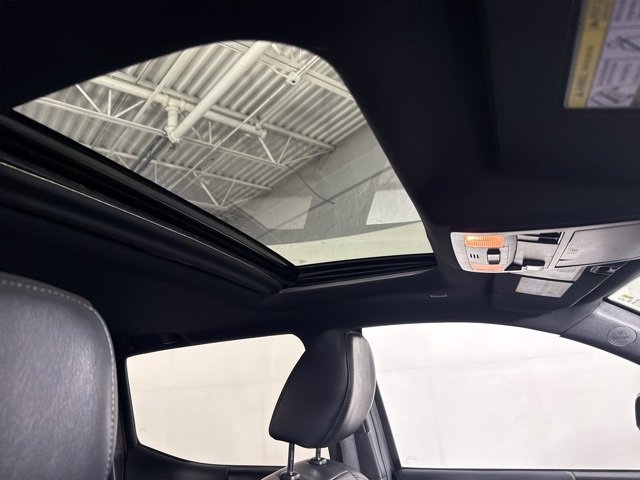 Used 2020 Toyota Tacoma w/ TRD Off-Road Package image 16