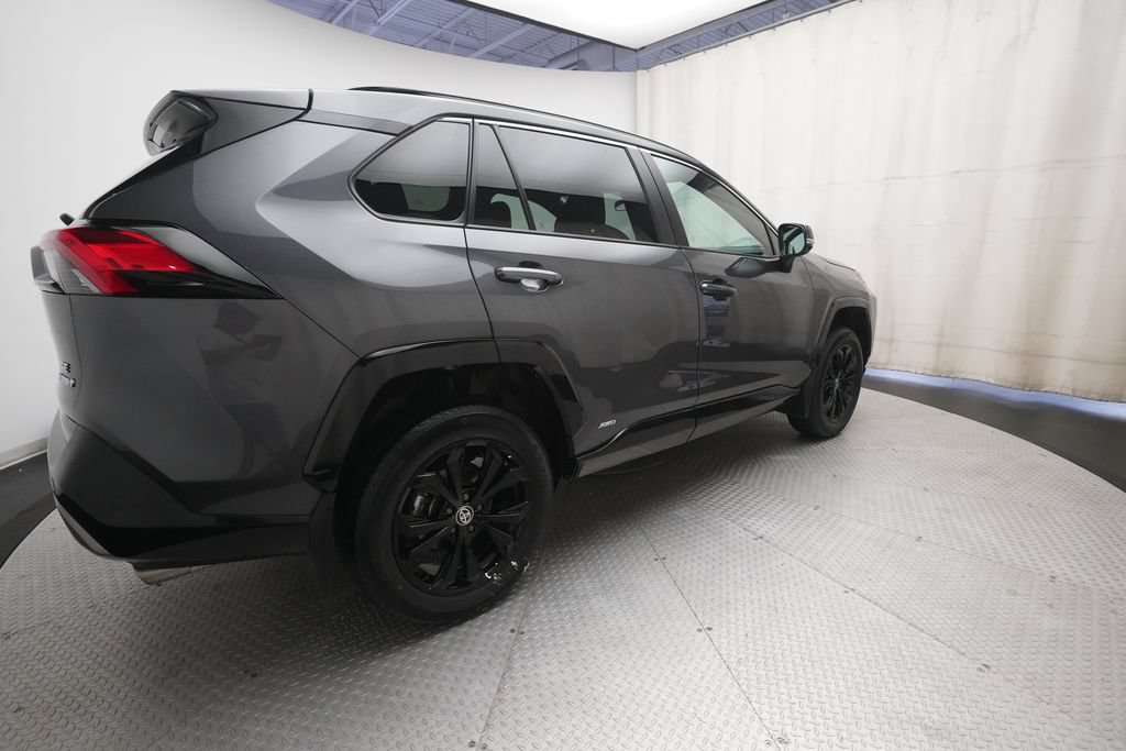 Used 2023 Toyota RAV4 SE w/ SE Grade Weather Package AWD/4WD image 34