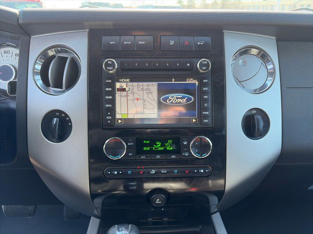 Used 2013 Ford Expedition EL Limited image 17