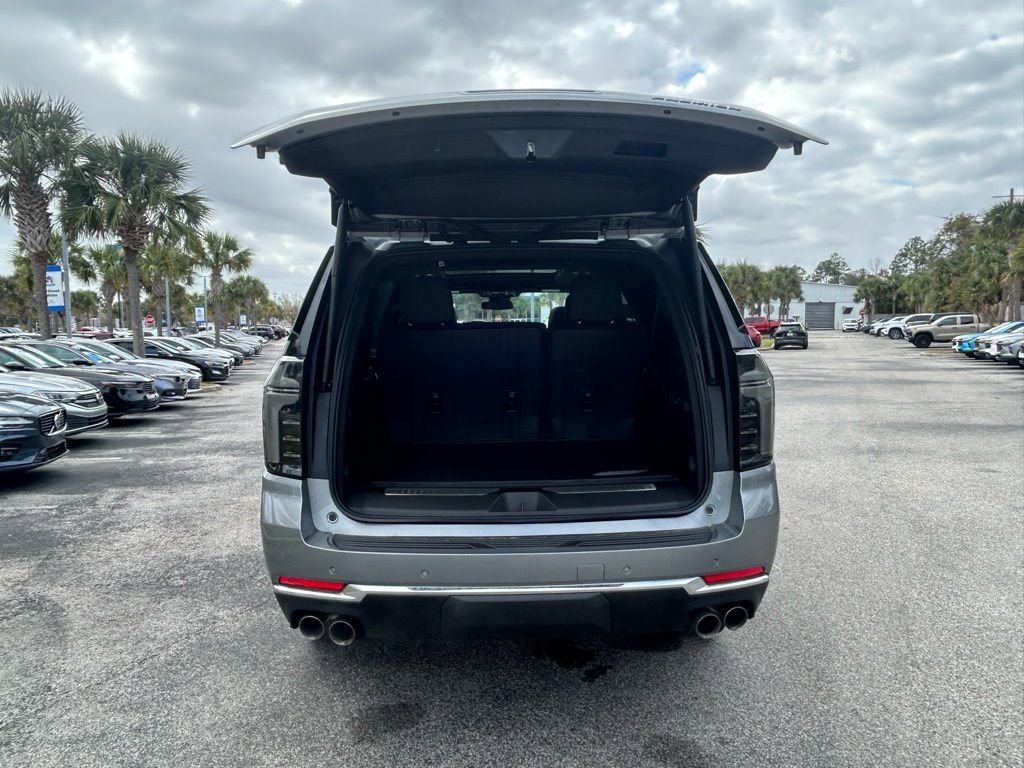 New 2026 Chevrolet Suburban Premier w/ Sun And Tow Package image 11