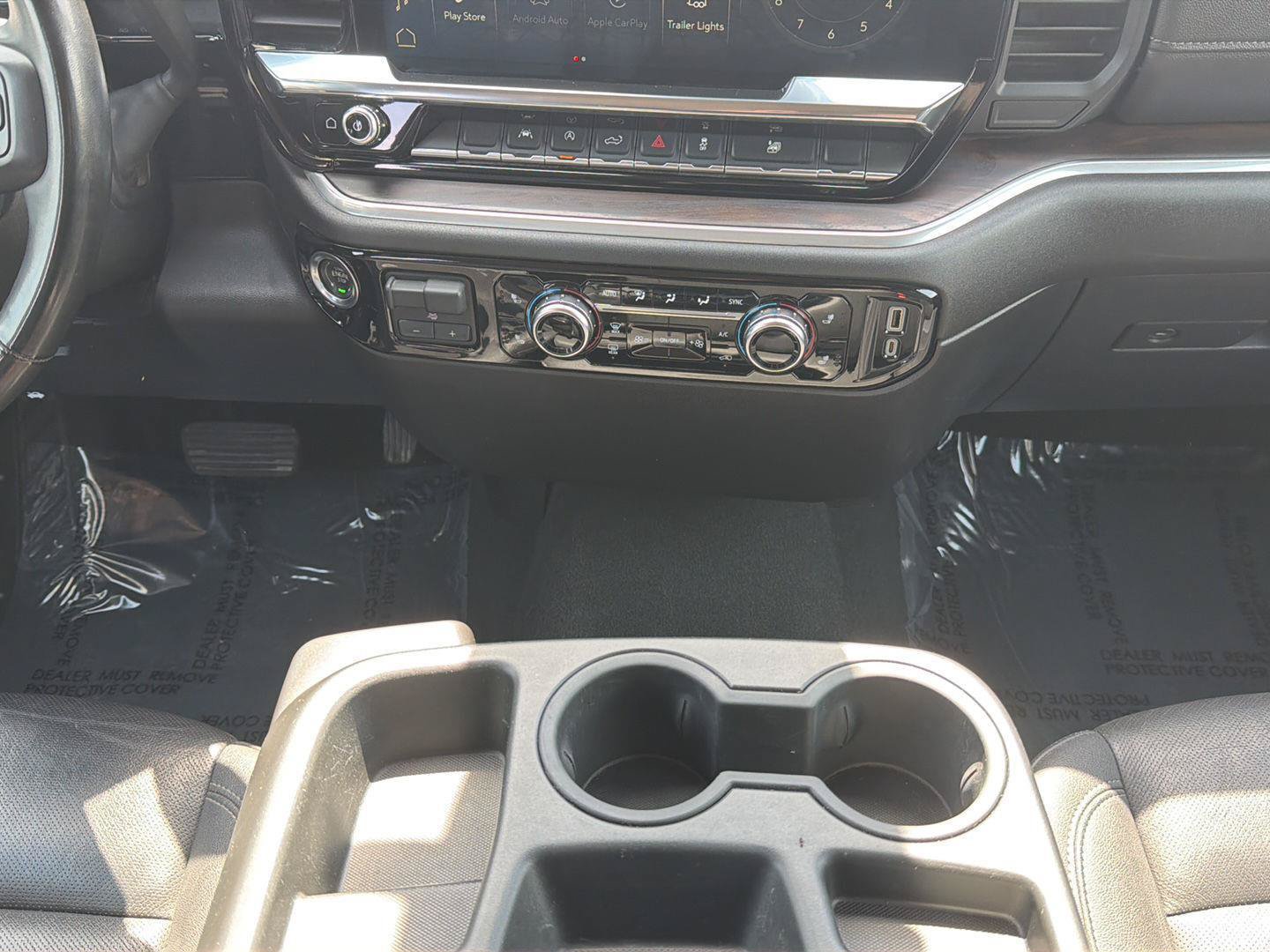 Used 2025 GMC Sierra 1500 SLT AWD/4WD image 14