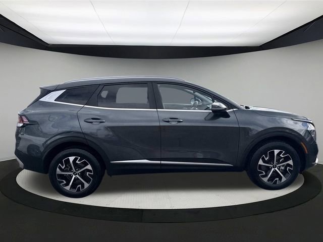 Used 2023 Kia Sportage EX image 5