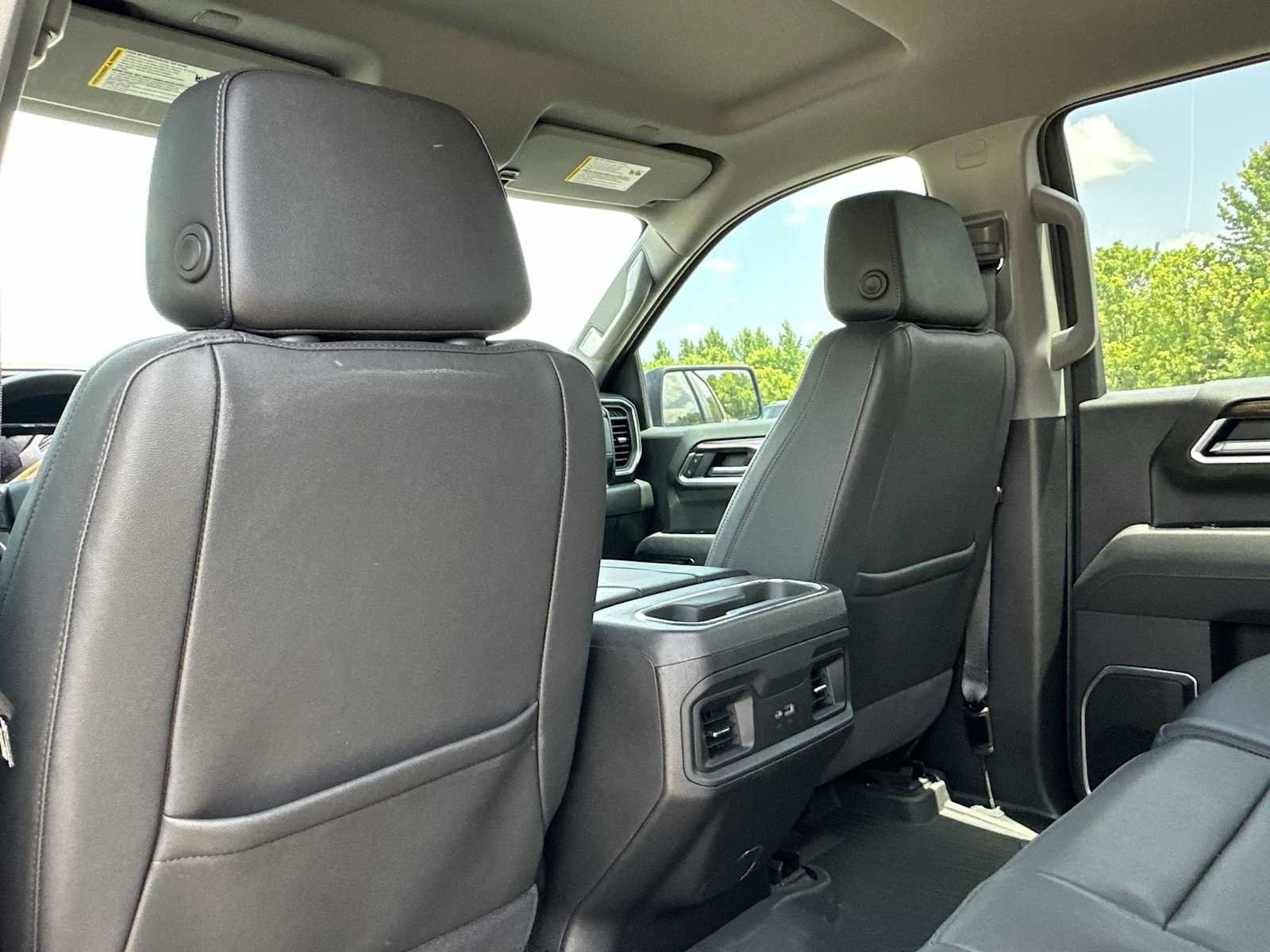Certified 2025 Chevrolet Silverado 1500 RST AWD/4WD image 19