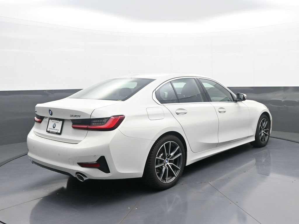 Used 2021 BMW 330i xDrive Sedan w/ Driving Assistance Package AWD/4WD image 7