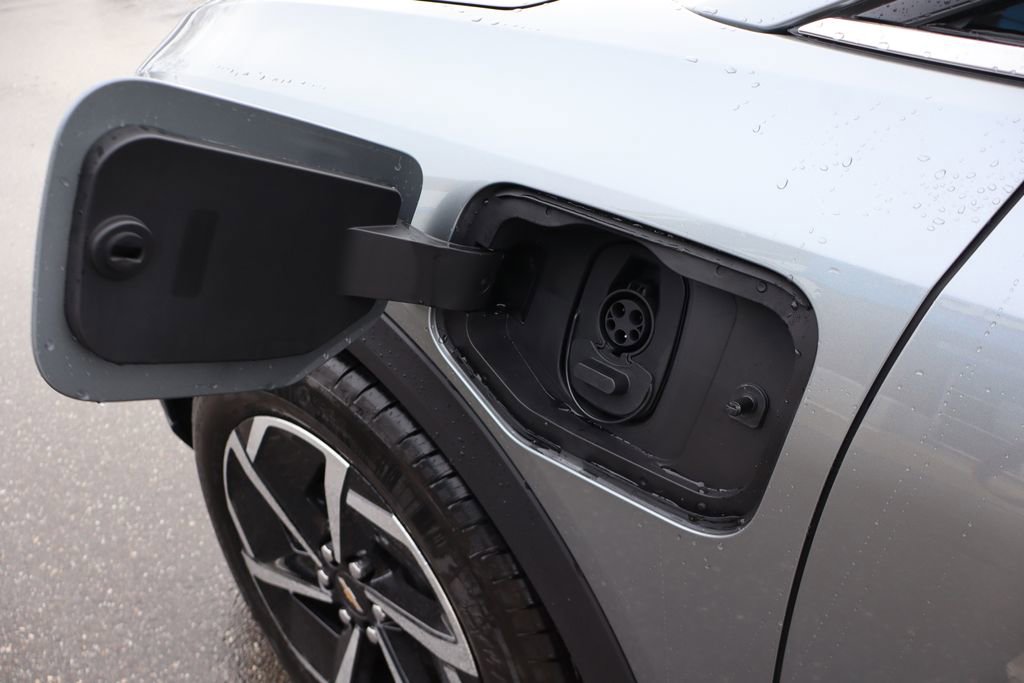 New 2026 Chevrolet Equinox EV LT image 6