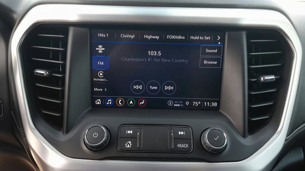 Used 2023 GMC Acadia SLT image 26