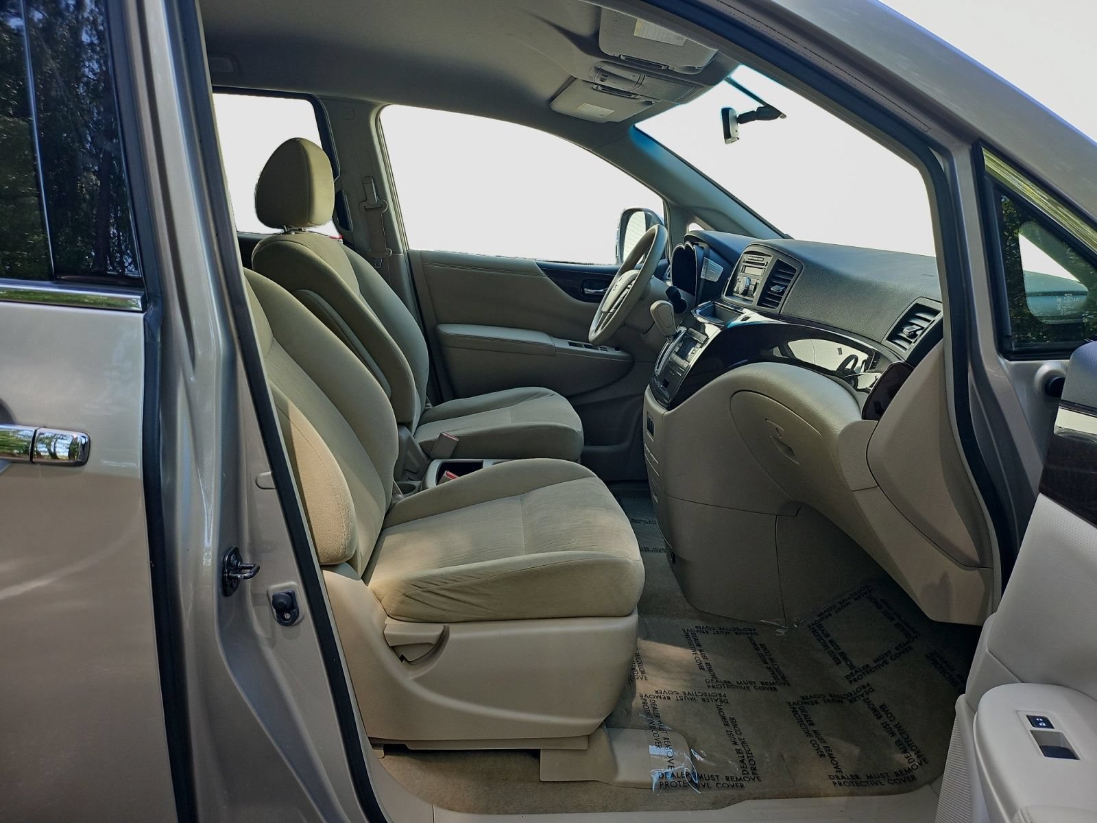 Used 2012 Nissan Quest S FWD image 14