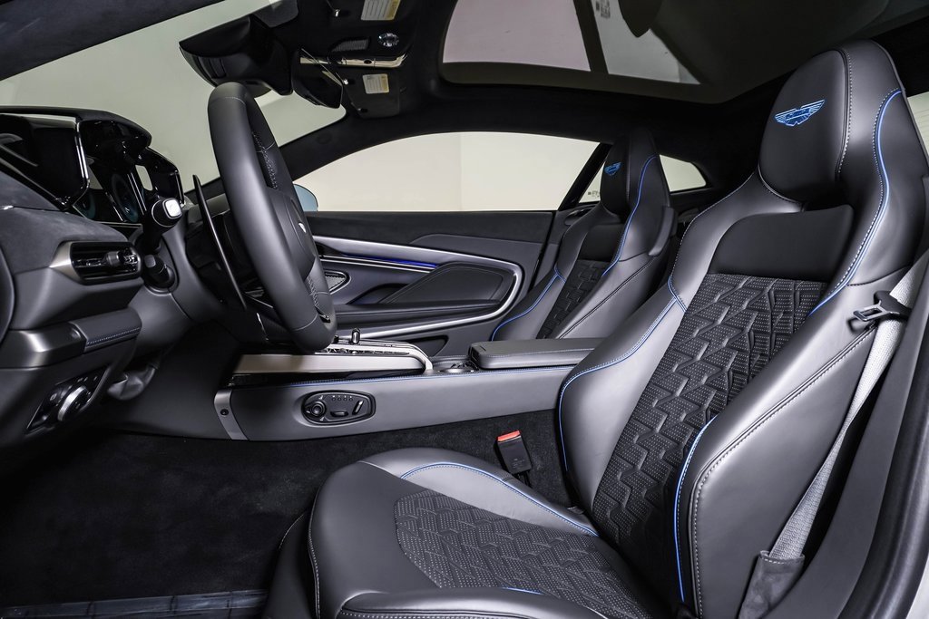 New 2025 Aston Martin Vanquish image 23