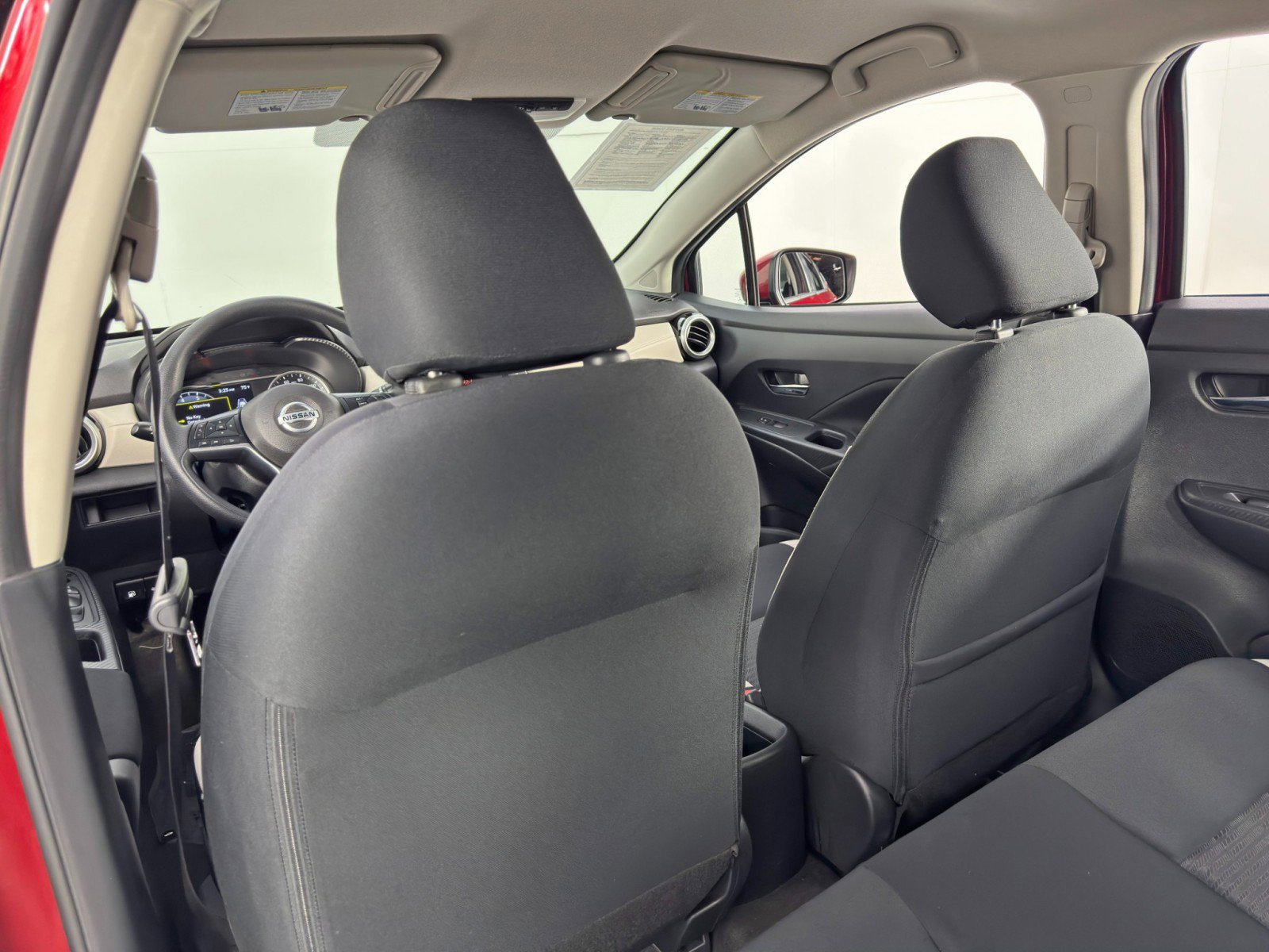 Used 2022 Nissan Versa SV w/ Electronics Package image 28