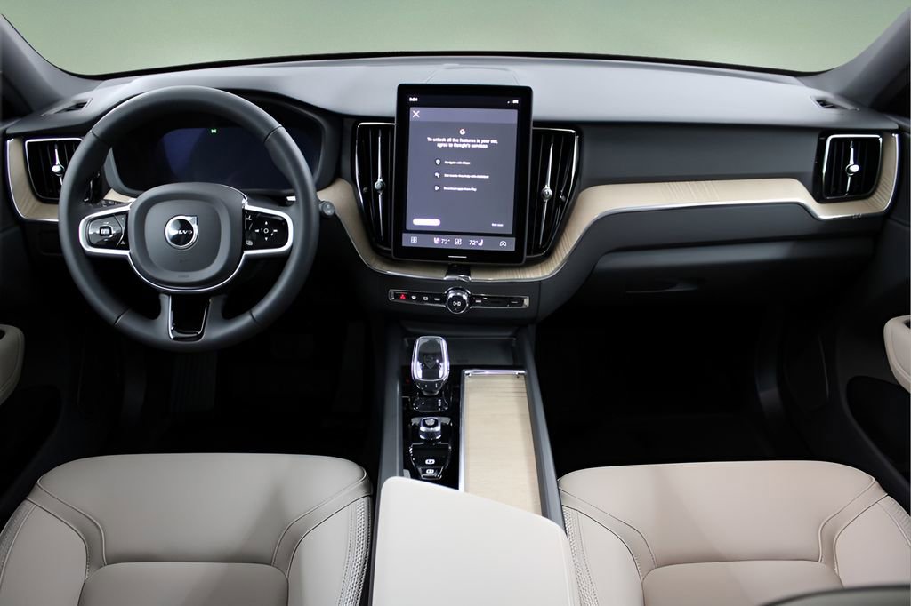 New 2026 Volvo XC60 B5 Core w/ Protection Package Premier image 23