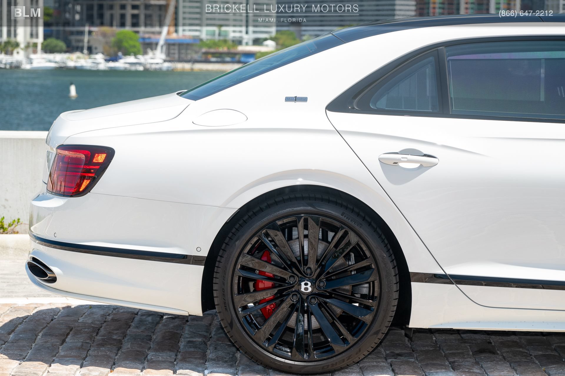 Used 2025 Bentley Flying Spur Plug-In Hybrid w/ First Edition Specification AWD/4WD image 48