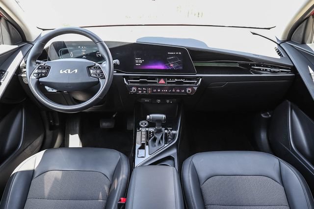 Certified 2025 Kia Niro EX FWD image 13