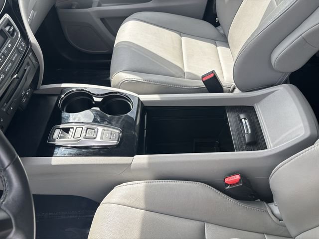 Used 2022 Honda Pilot Touring image 30