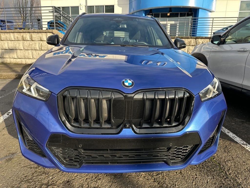 Used 2023 BMW X1 xDrive28i w/ Premium Package image 2