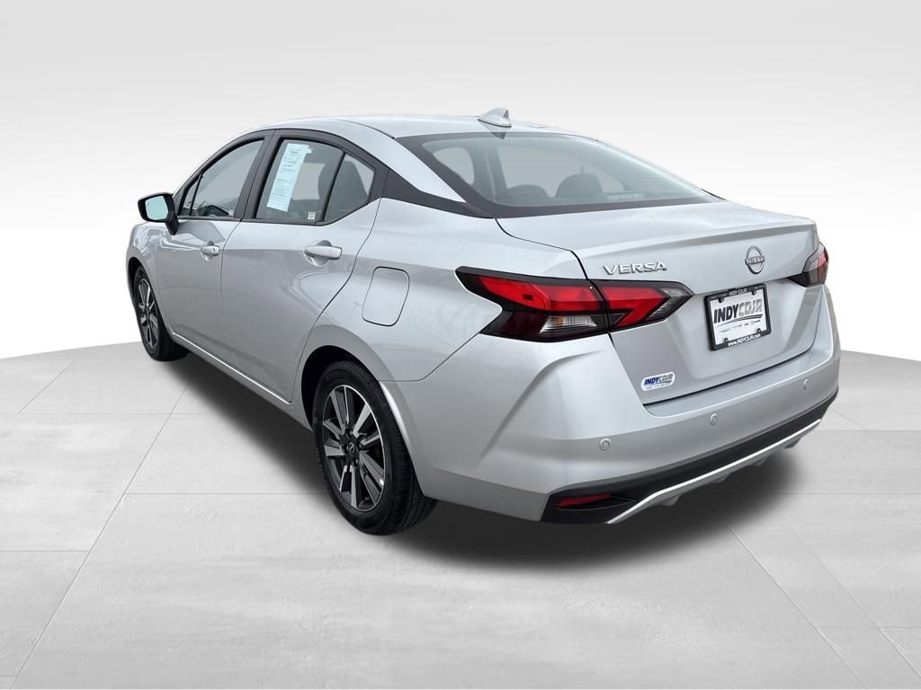 Used 2025 Nissan Versa SV image 6