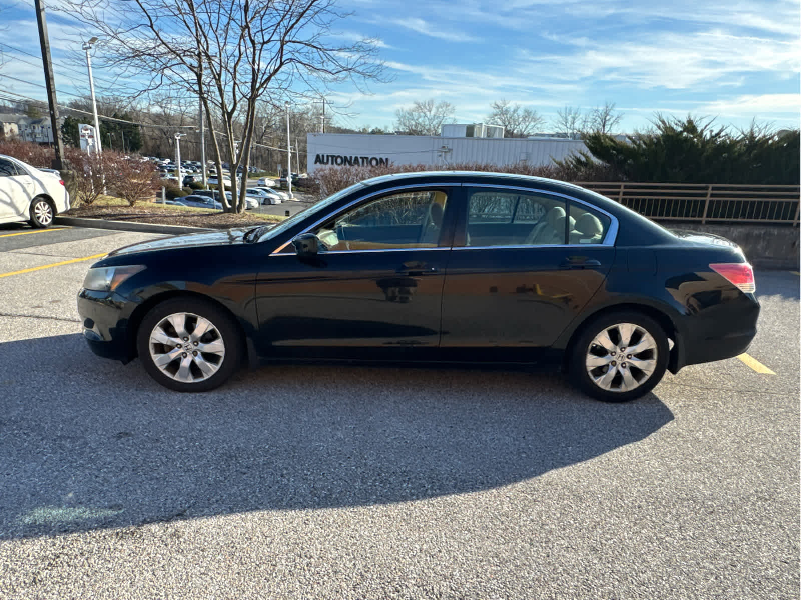 Used 2009 Honda Accord EX image 2