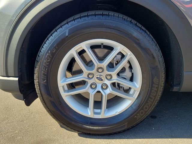 Used 2025 Ford Explorer Active RWD image 27