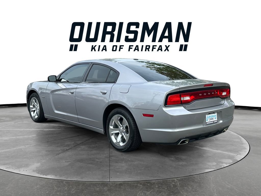 Used 2014 Dodge Charger R/T RWD image 4