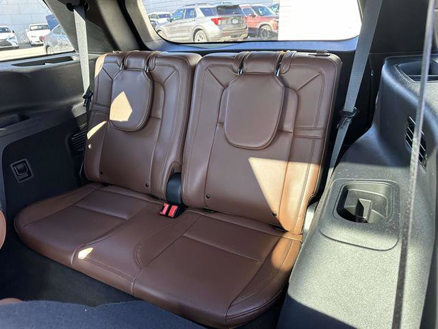 Used 2023 Lincoln Aviator Reserve w/ Equipment Group 201A AWD/4WD image 32