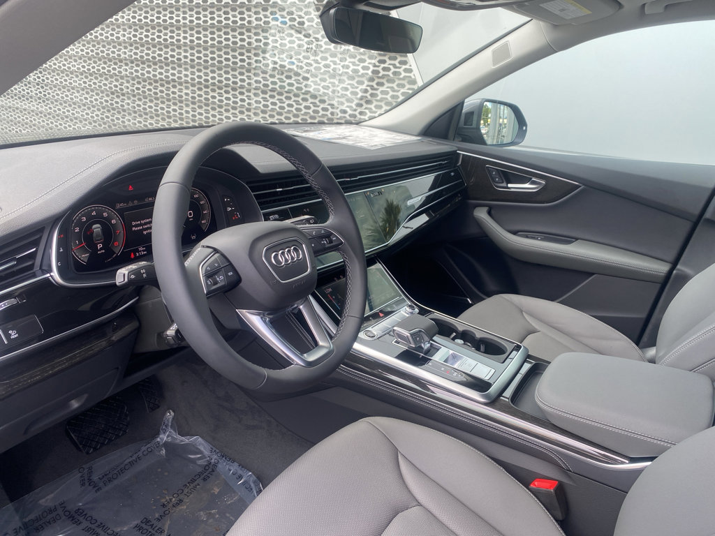 New 2025 Audi Q8 Premium Plus image 12