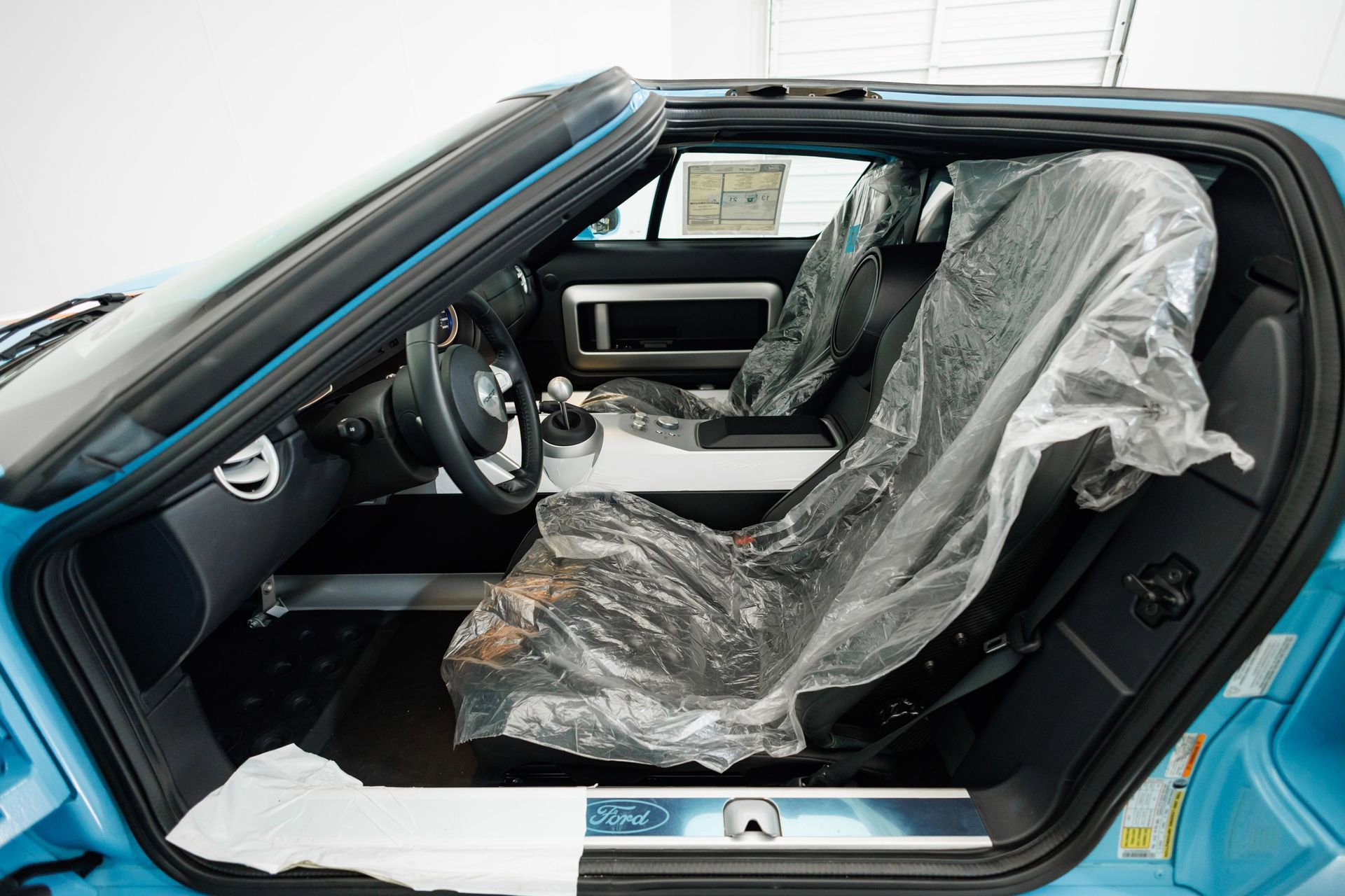 Used 2006 Ford GT image 61