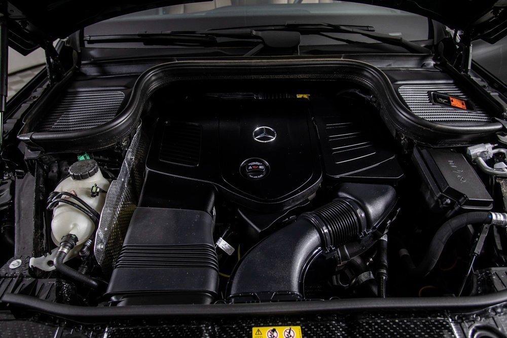 Used 2025 Mercedes-Benz GLE 450e 4MATIC image 45