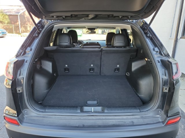 Used 2022 Jeep Cherokee Trailhawk AWD/4WD image 28