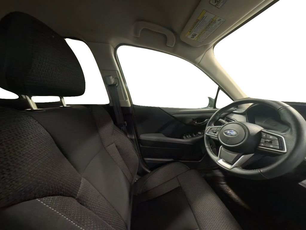 Certified 2025 Subaru Outback Premium image 31