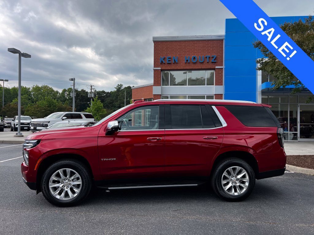 Used 2025 Chevrolet Tahoe Premier AWD/4WD image 4