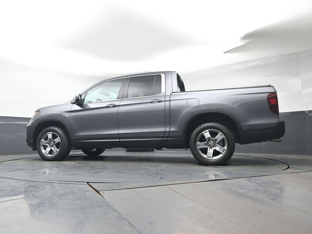 Certified 2025 Honda Ridgeline RTL image 30