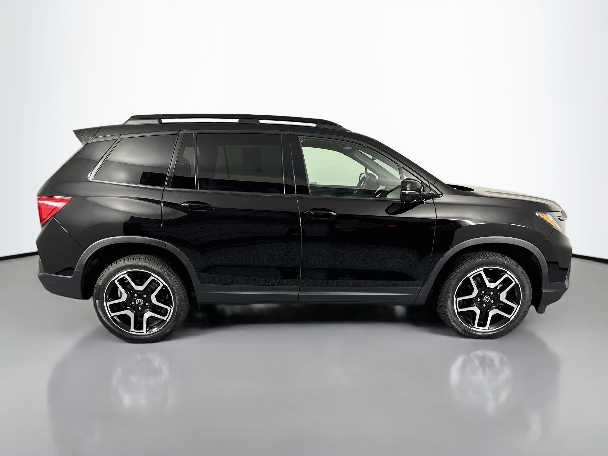 Certified 2022 Honda Passport Elite image 4