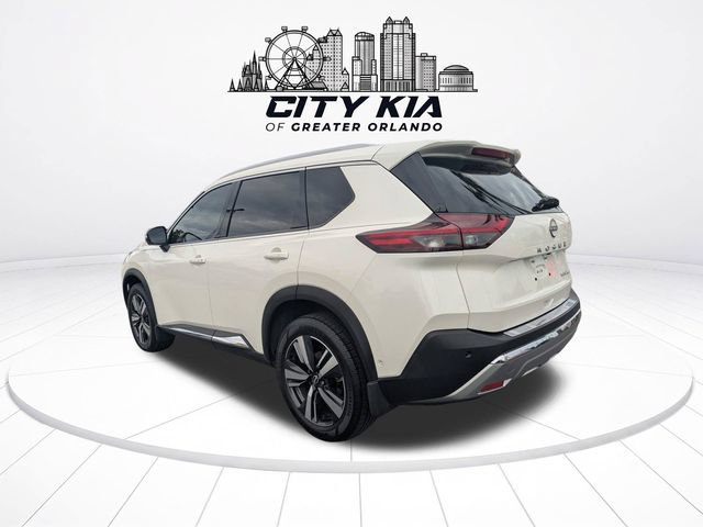 Used 2023 Nissan Rogue Platinum w/ Platinum Premium Package FWD image 3