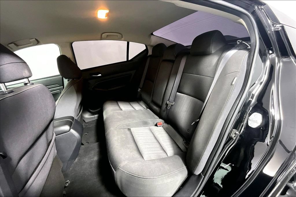Used 2019 Nissan Altima 2.5 S FWD image 26