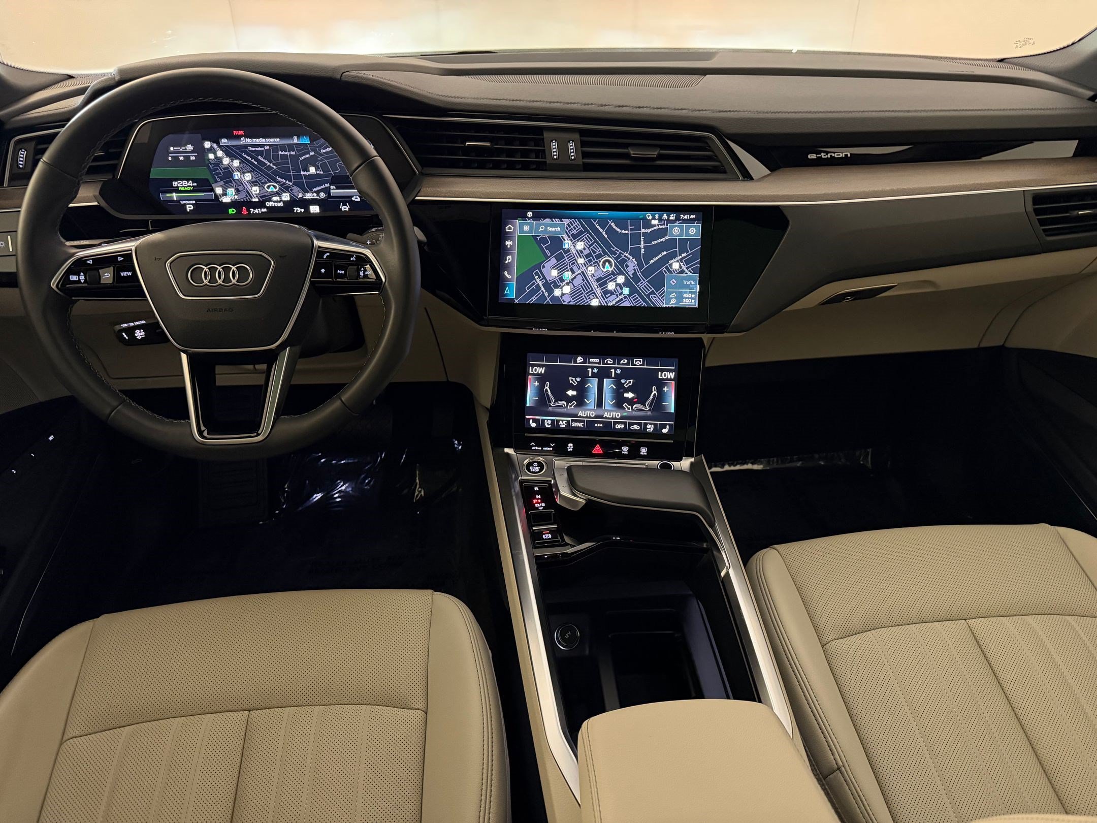 Certified 2024 Audi Q8 e-tron Premium Plus AWD/4WD image 16