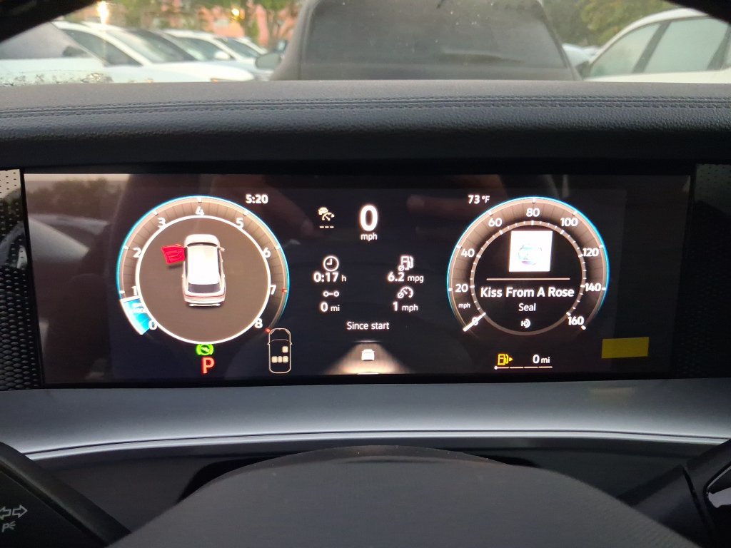 New 2027 Volkswagen Tiguan SE FWD image 11