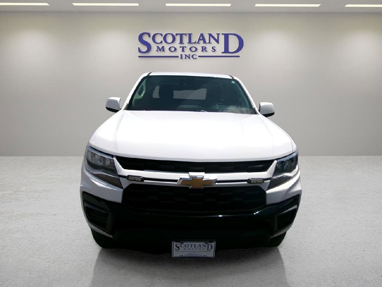 Used 2022 Chevrolet Colorado LT w/ Fleet Safety Package RWD image 2