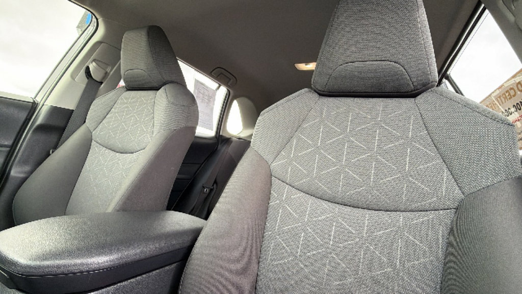 Certified 2025 Toyota RAV4 XLE image 11