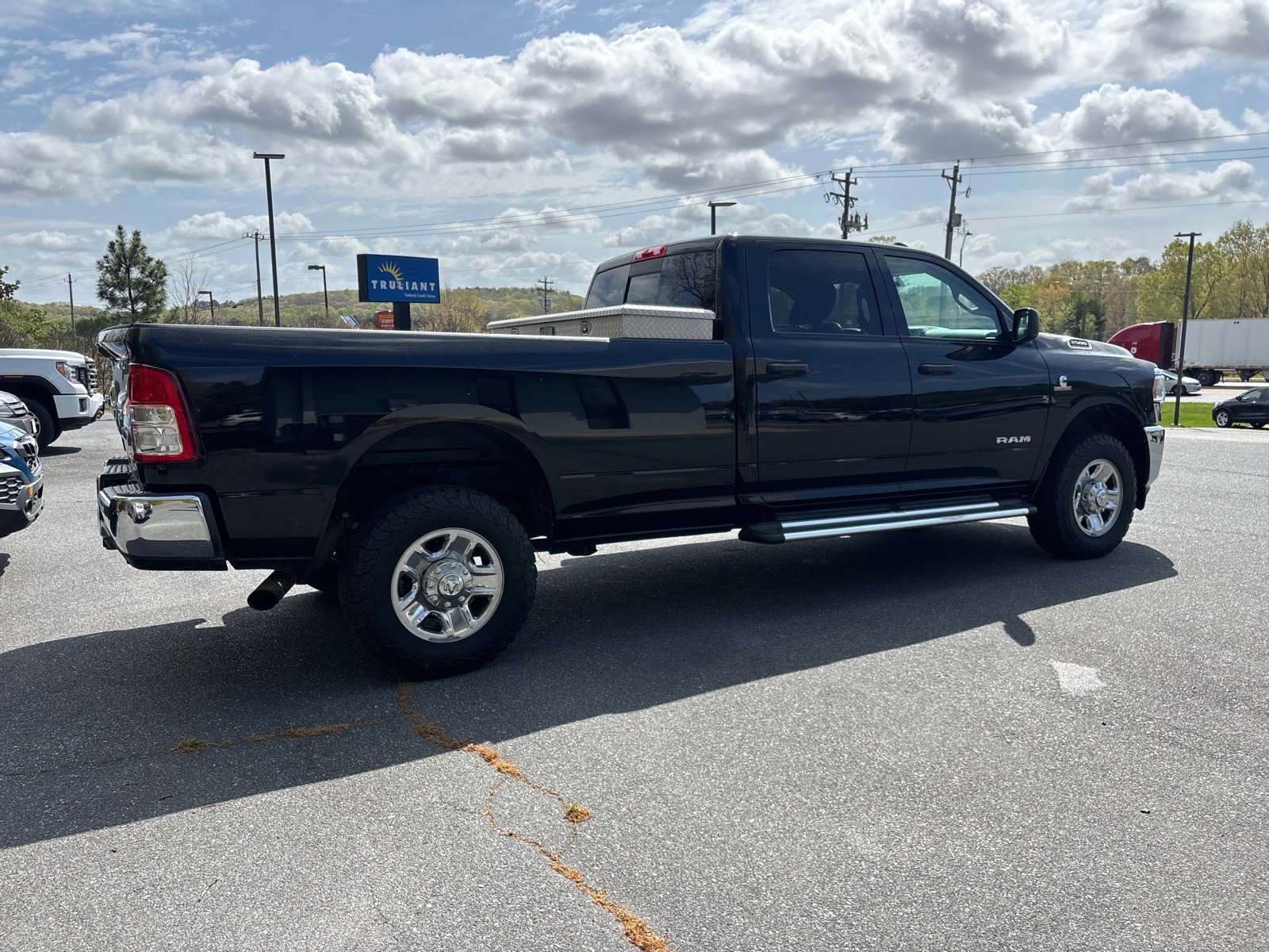 Used 2019 RAM 2500 Tradesman image 9