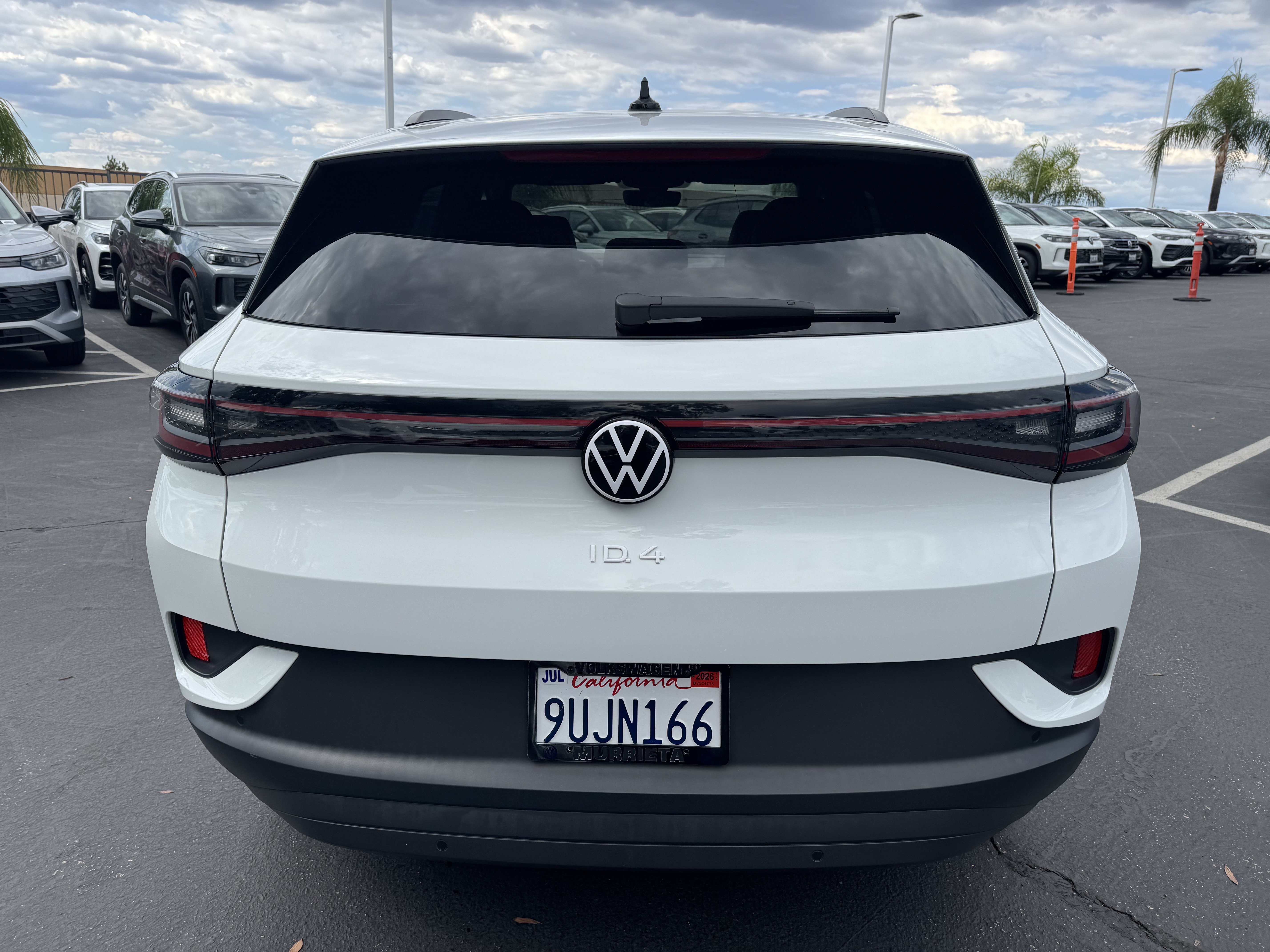Used 2025 Volkswagen ID.4 Pro RWD image 8