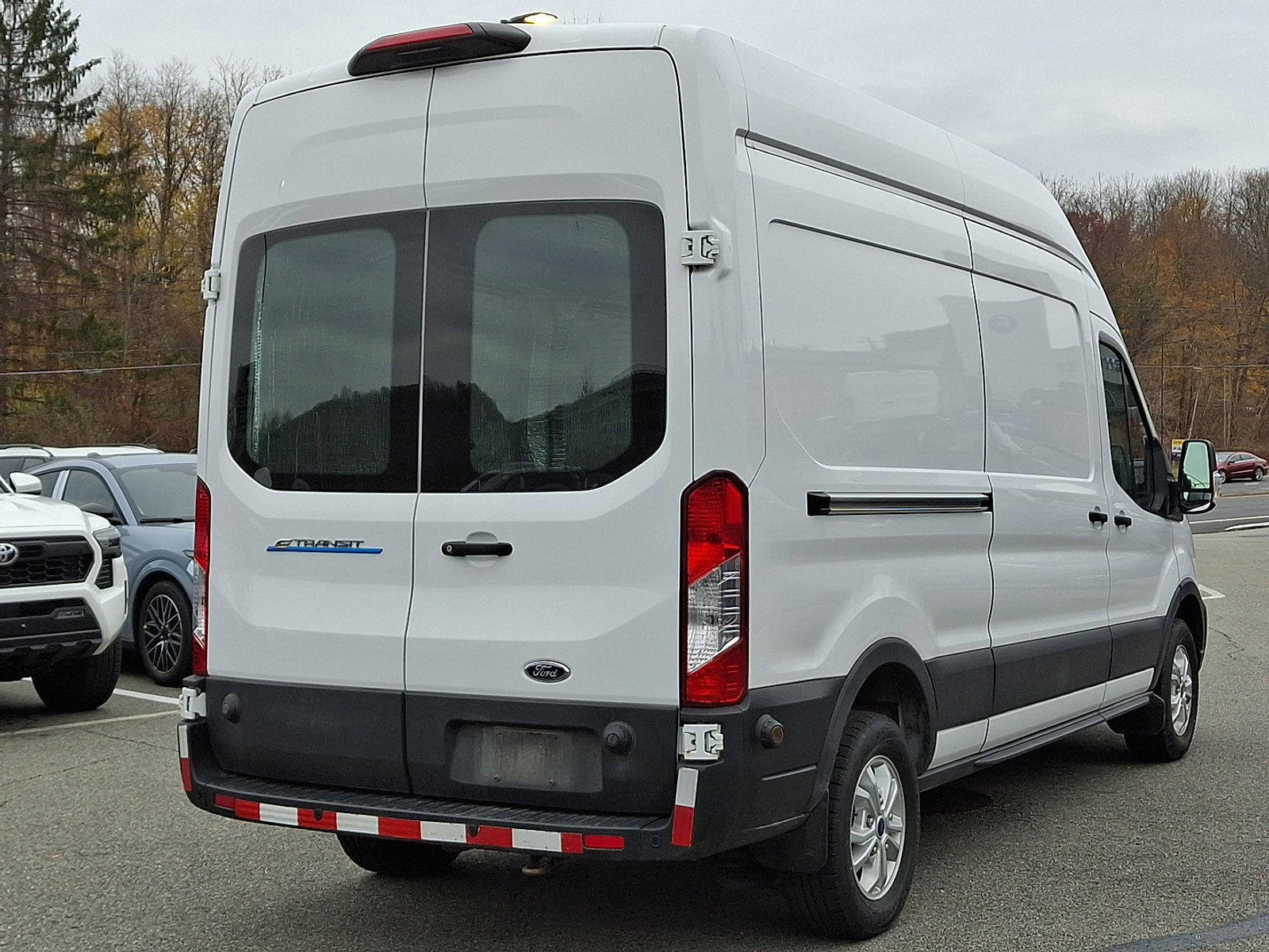 Certified 2022 Ford E-Transit 148 High Roof image 10