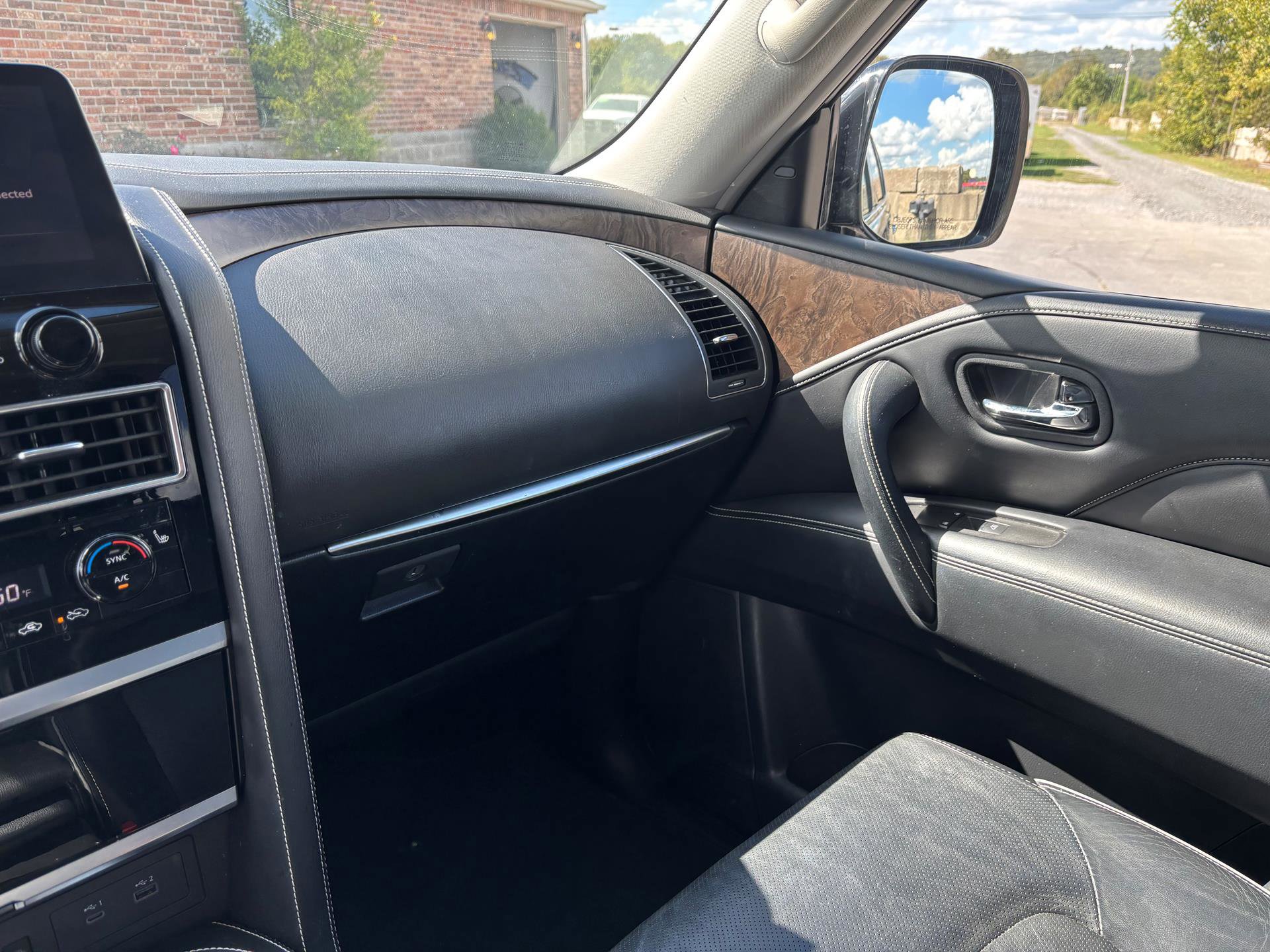 Used 2022 INFINITI QX80 Premium Select w/ Cargo Package image 14