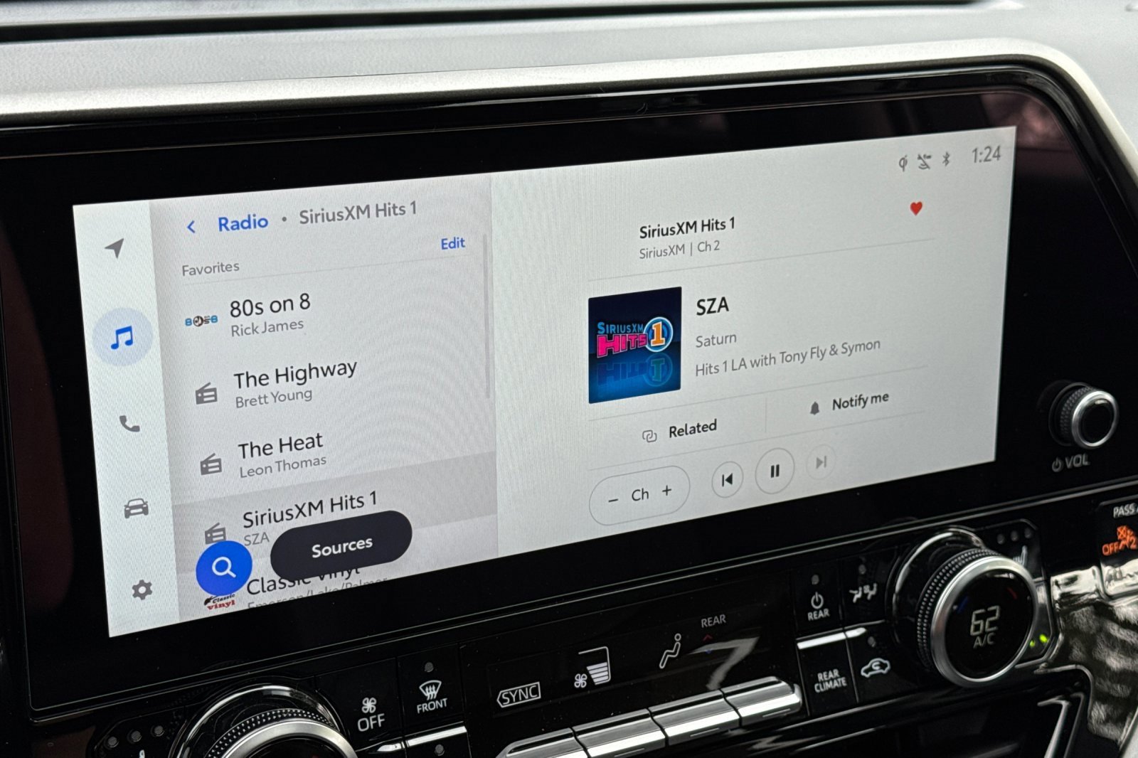 New 2025 Toyota Highlander Limited image 22