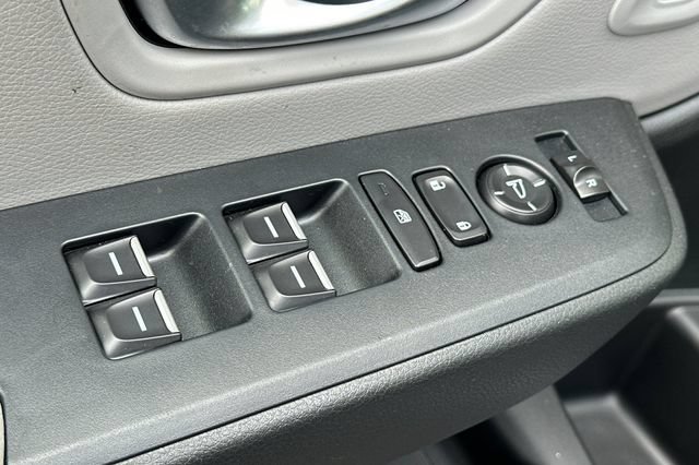 Used 2025 Honda Pilot Touring image 13